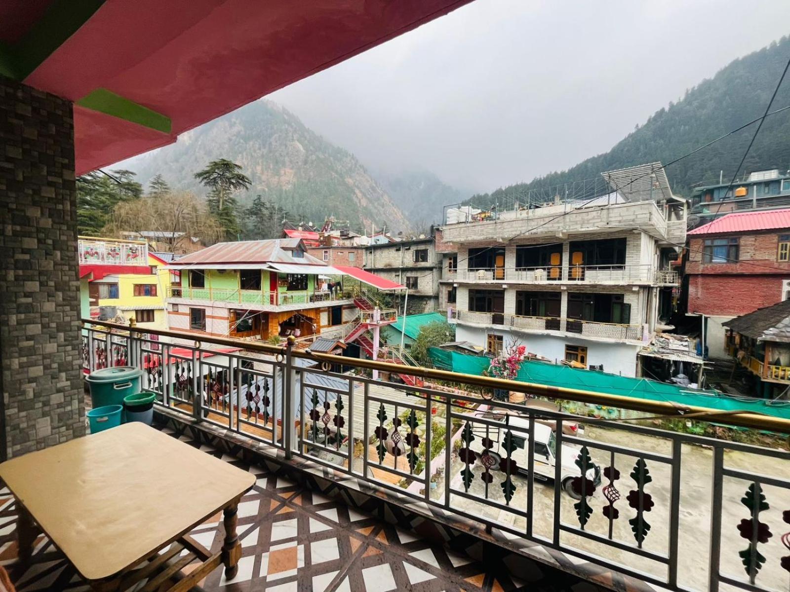 Hotel Dream Valley Kasol #Near Mall Road #River View #Parking #Gaming Zone #Open Terrace #Restaurant Exterior foto
